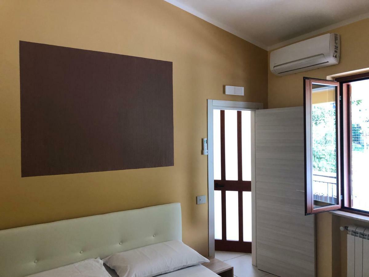Casa Vacanze Nonna Suocera San Severino Екстер'єр фото